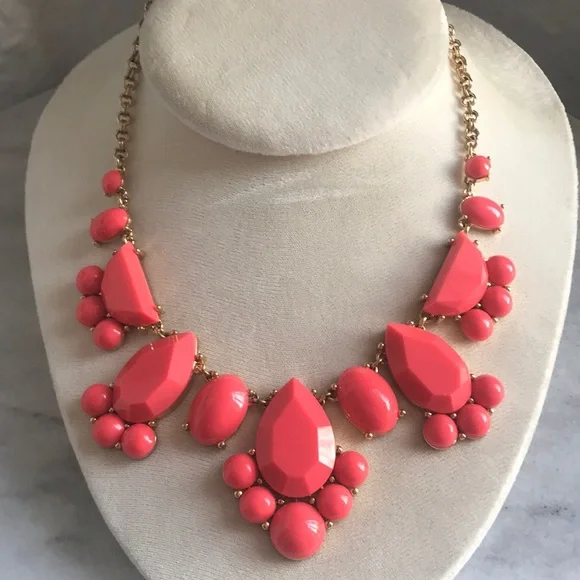 Kate Spade ♠️ Day Tripper Statement Necklace - Picture 1 of 5